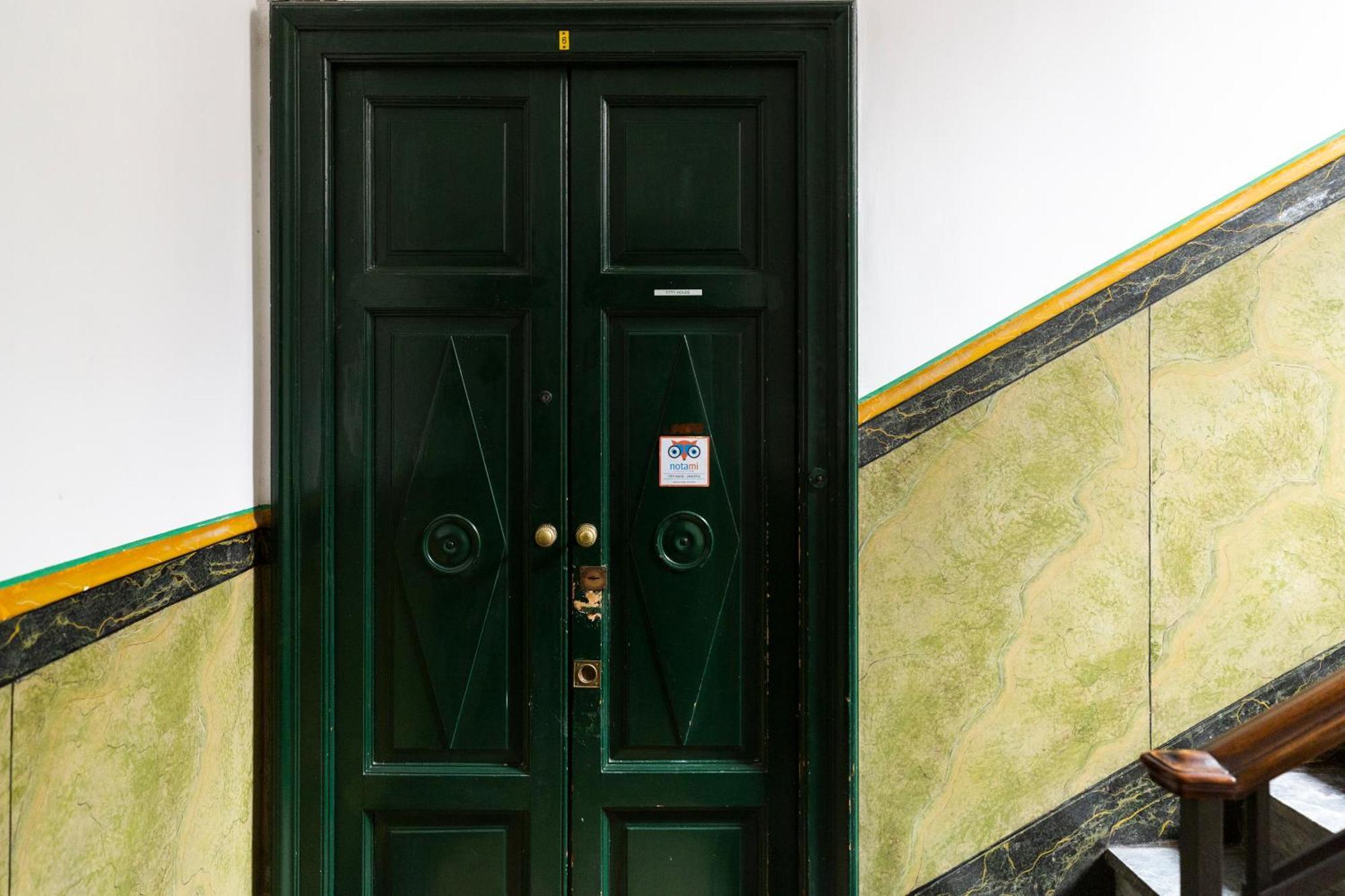 Titty House - Crocetta Apartment มิลาน ภายนอก รูปภาพ